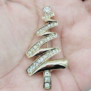 Vintage Monet Pave Crystals Christmas Tree Brooch Gold Tone Timeless Jewelry EUC